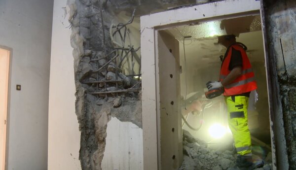 Oporne pancerne drzwi i nieudana detonacja silosów